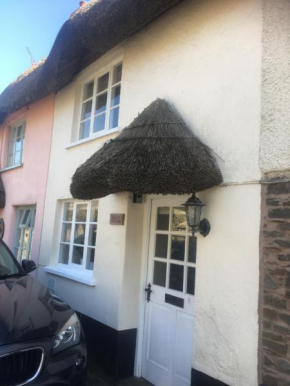 Picture Postcard Thatched Cottage